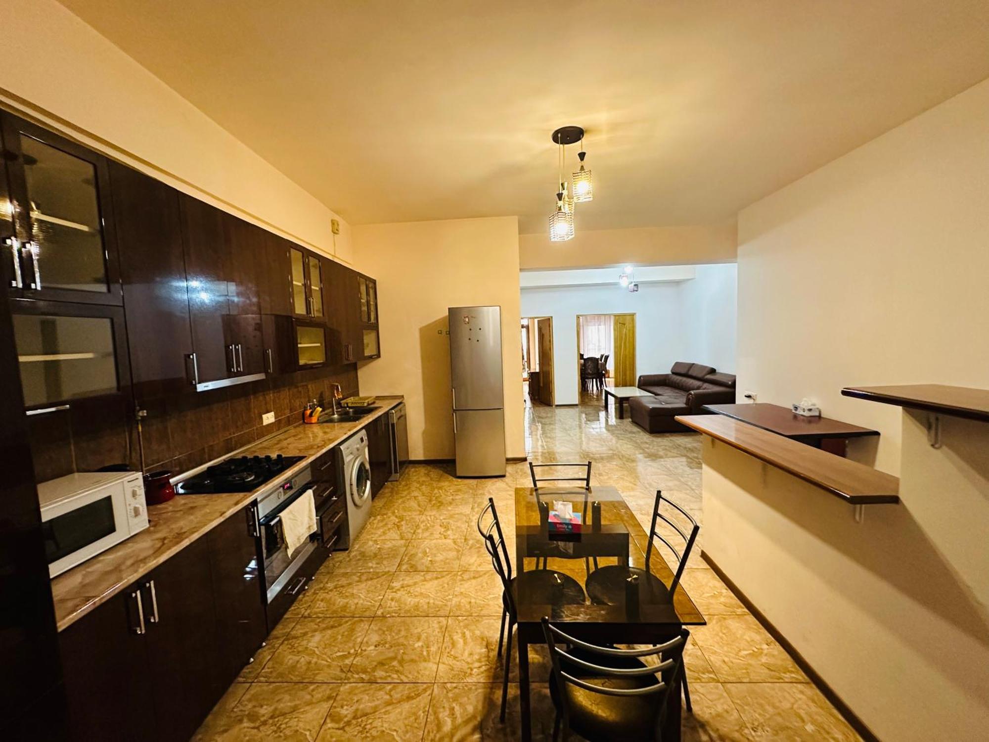 Sakharov Residence, Small Center Erivan Exterior foto